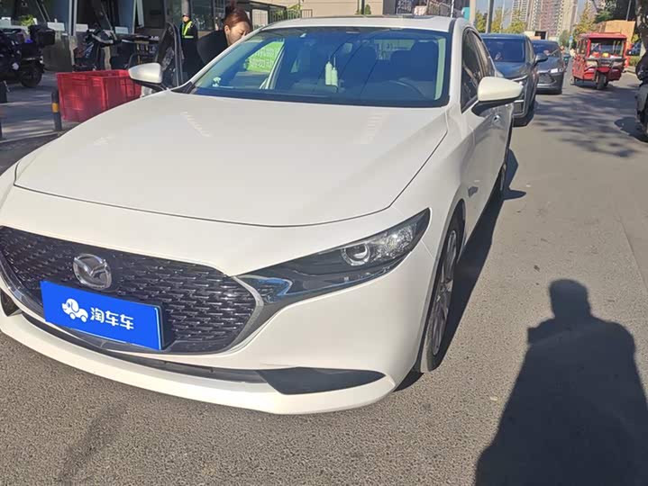 Фото 1 - Mazda 3 (Axela)