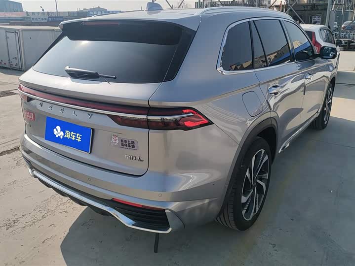 Фото 3 - Geely Monjaro