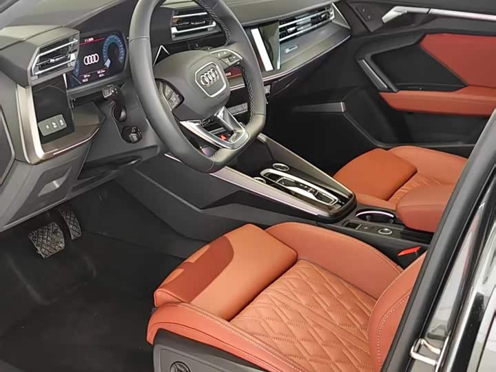 Фото 7 - Audi A3