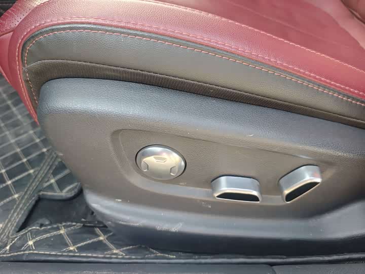 Фото 5 - Hongqi H5