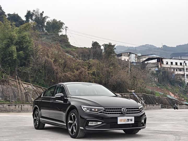 Фото 4 - Volkswagen Magotan