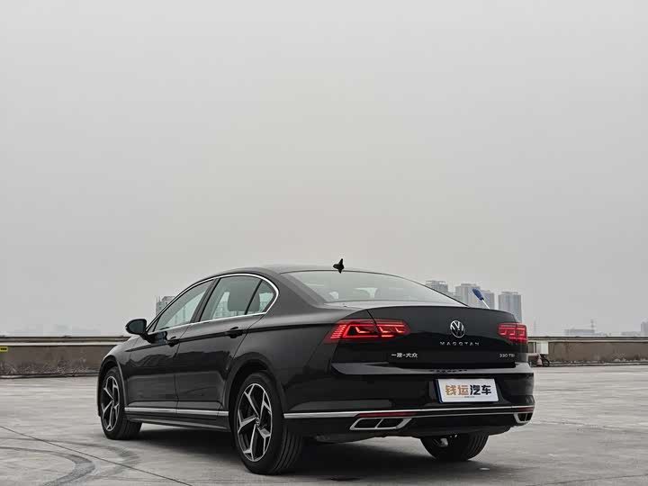 Фото 8 - Volkswagen Magotan