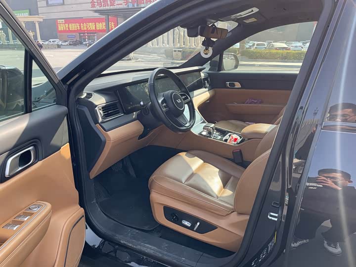 Фото 4 - LiXiang One