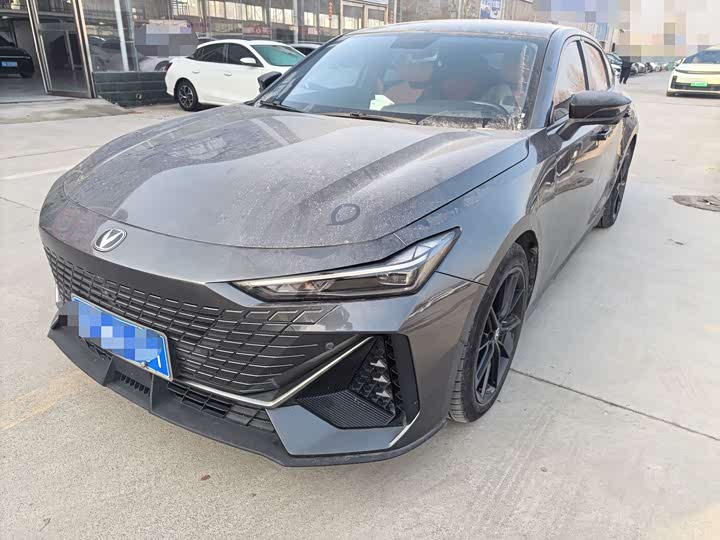 Фото 1 - Changan UNI-V