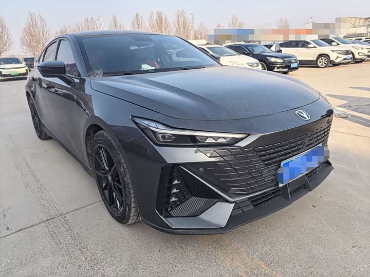 Фото 3 - Changan UNI-V