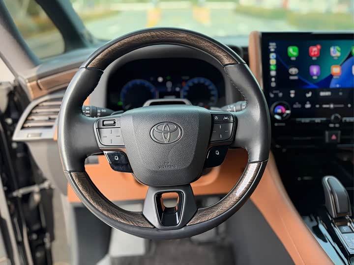 Фото 7 - Toyota Alphard