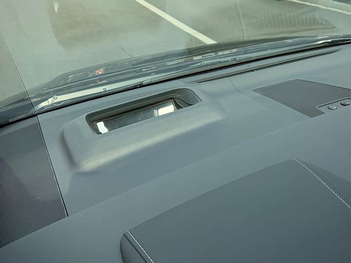 Фото 9 - Toyota Alphard