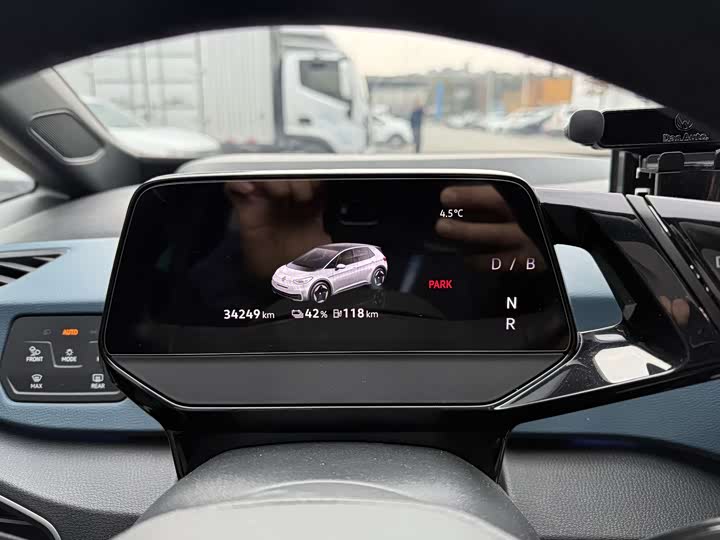 Фото 4 - Volkswagen ID.3