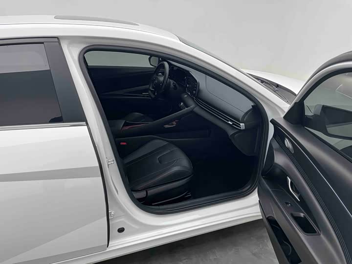 Фото 7 - Hyundai Elantra N line