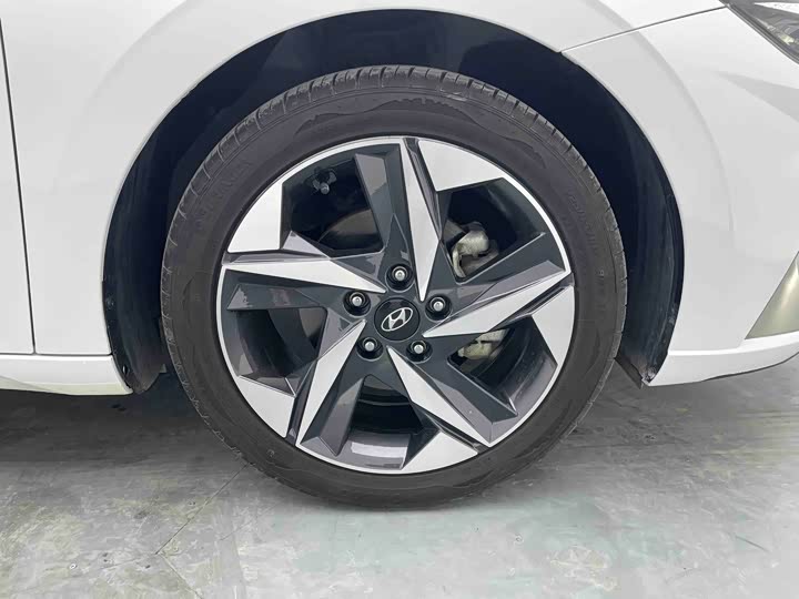 Фото 8 - Hyundai Elantra N line