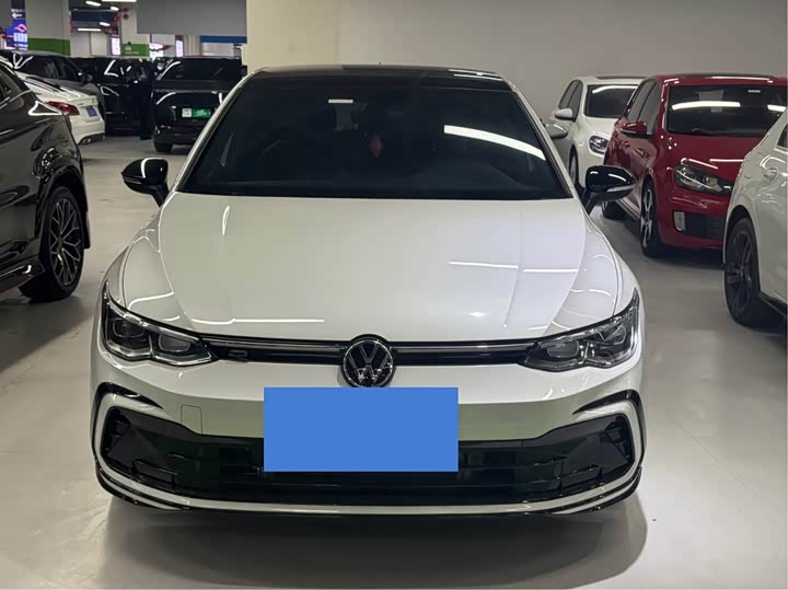 Фото 2 - Volkswagen Golf
