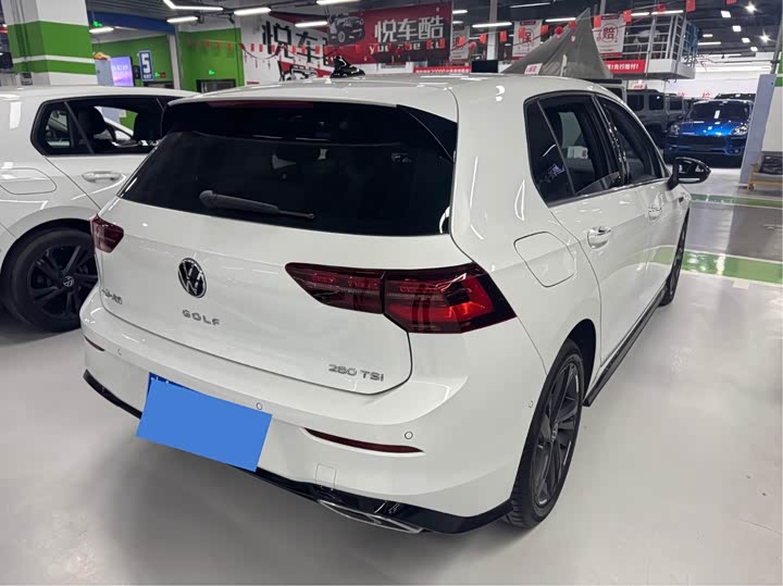 Фото 9 - Volkswagen Golf