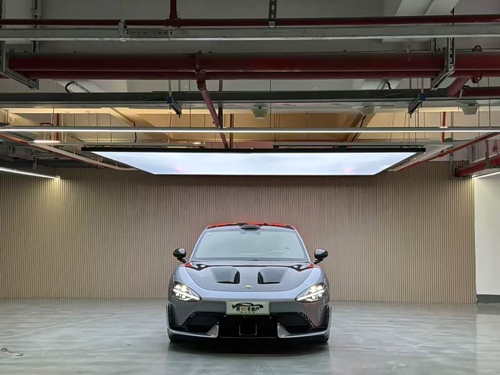 Фото 2 - Xiaomi SU7 Ultra