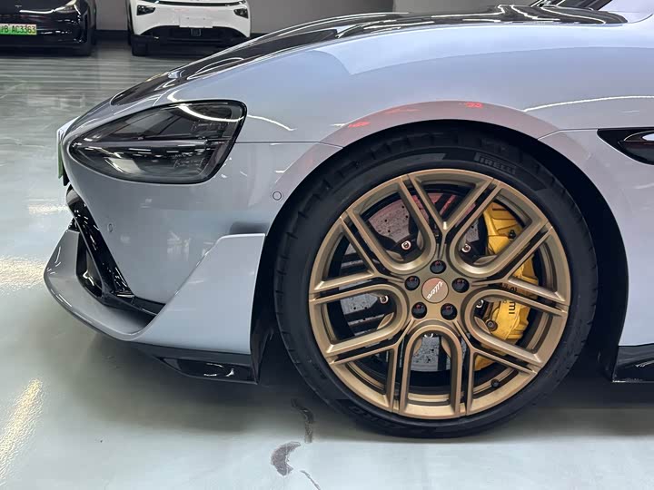 Фото 5 - Xiaomi SU7 Ultra