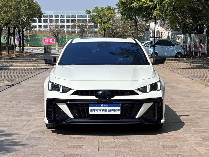 Фото 2 - GAC Trumpchi Empow R