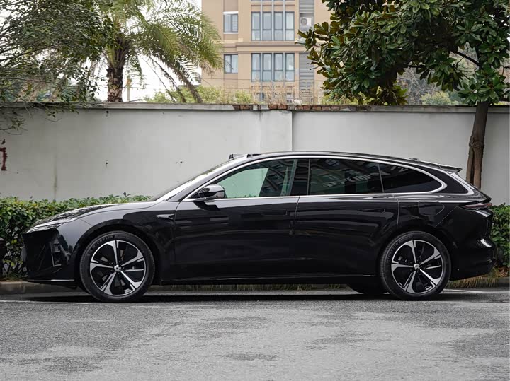 Фото 4 - Nio ET5T