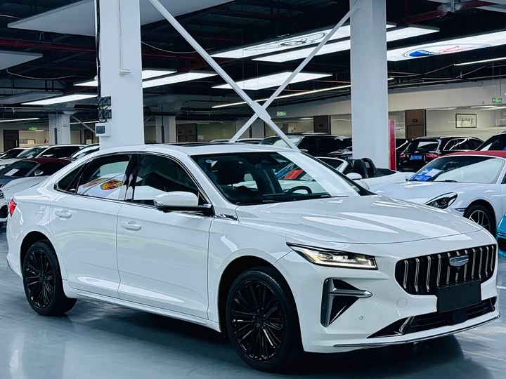 Фото 3 - Geely Preface L