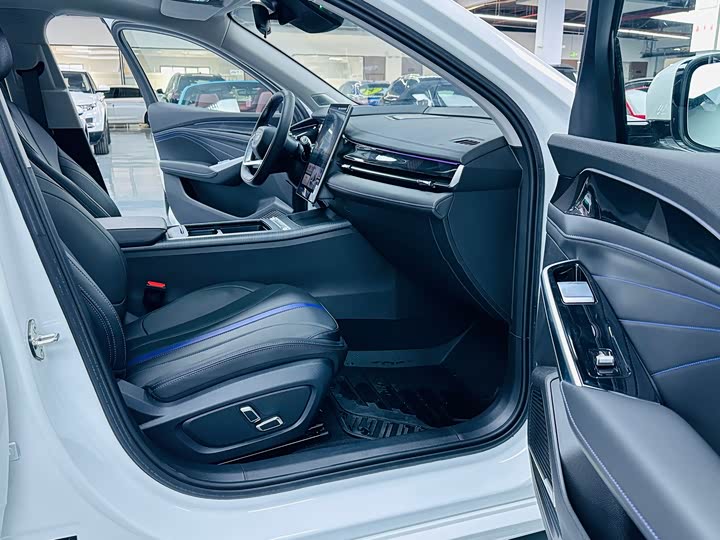 Фото 8 - Geely Preface L