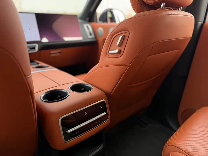 Фото 9 - LiXiang L8