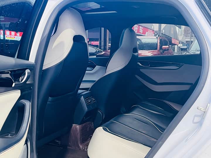 Фото 6 - BYD Qin Plus