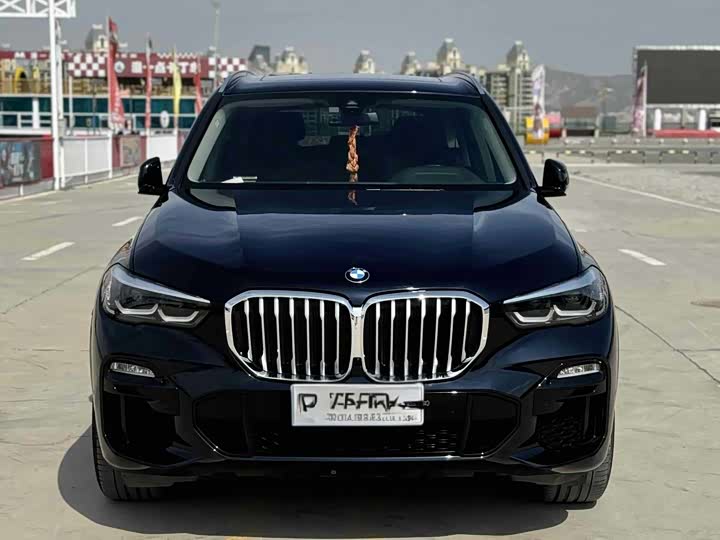 Фото 2 - BMW X5