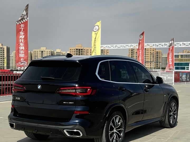 Фото 6 - BMW X5
