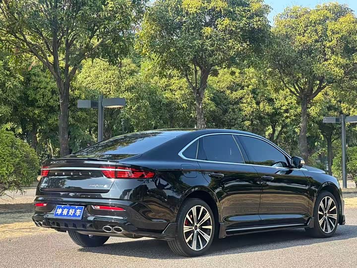 Photo 6 - Geely Preface