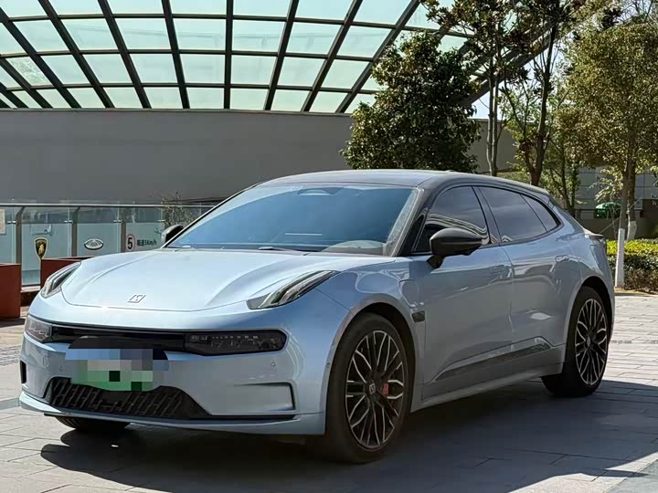 Фото 1 - Zeekr 001