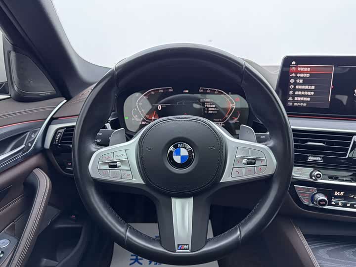 Фото 7 - BMW 5 Series