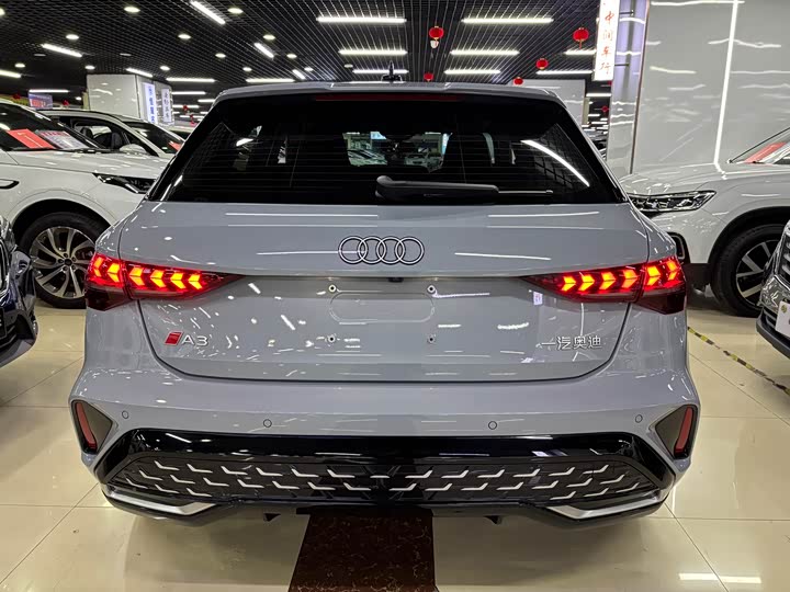 Фото 2 - Audi A3