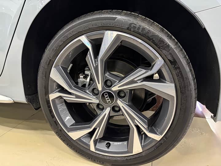 Фото 7 - Audi A3