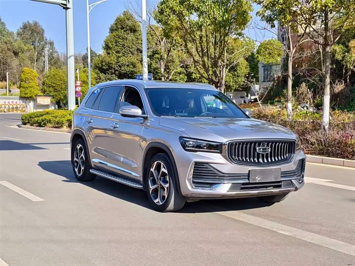 Фото 3 - Geely Monjaro