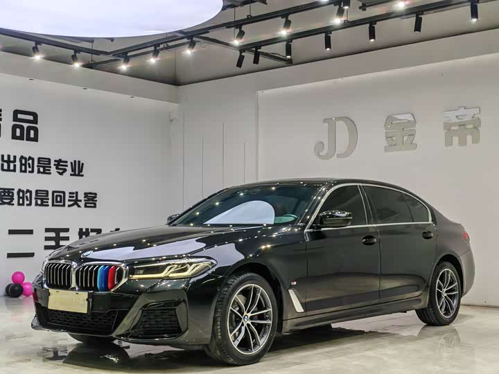 Фото 1 - BMW 5 Series