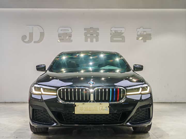 Фото 2 - BMW 5 Series