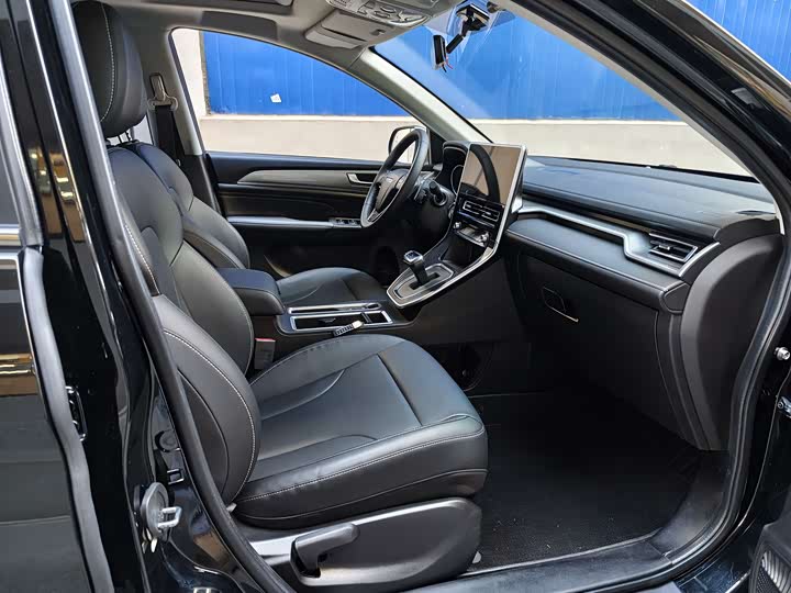 Фото 6 - Haval M6