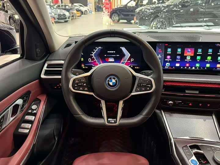 Фото 8 - BMW i3