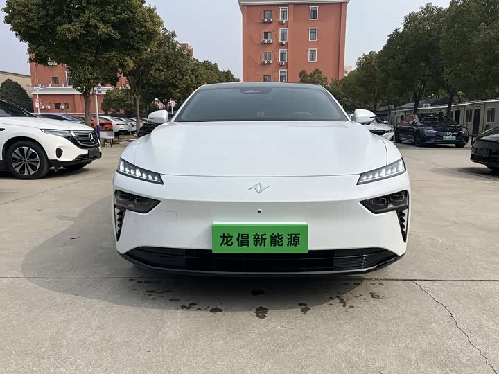 Фото 2 - Dongfeng Yipai eπ 007