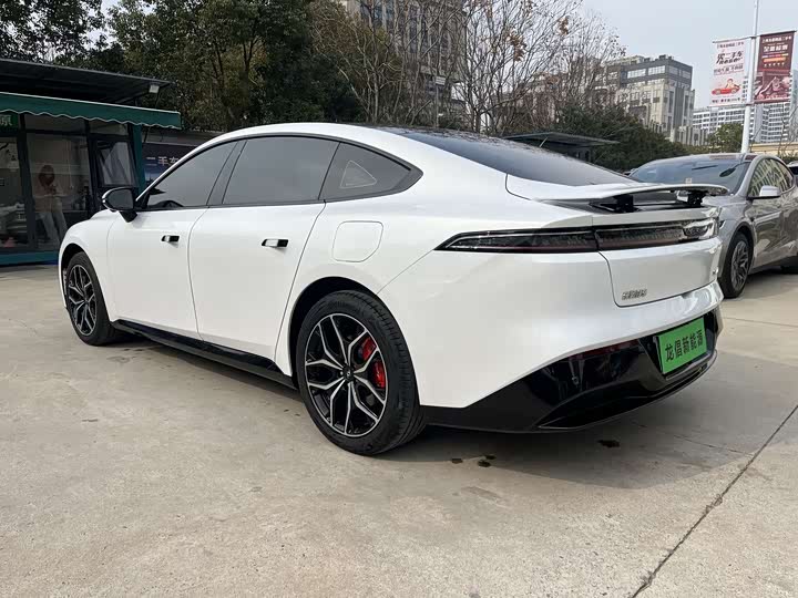 Фото 8 - Dongfeng Yipai eπ 007