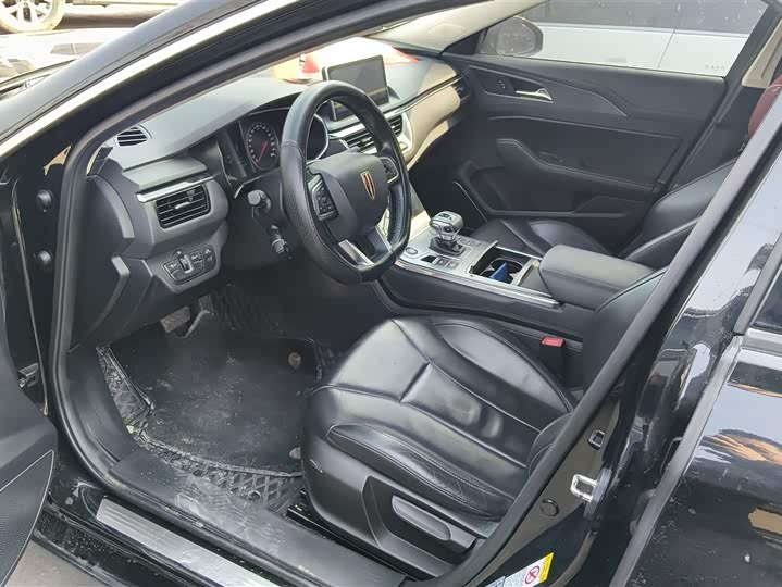 Фото 9 - Hongqi H5