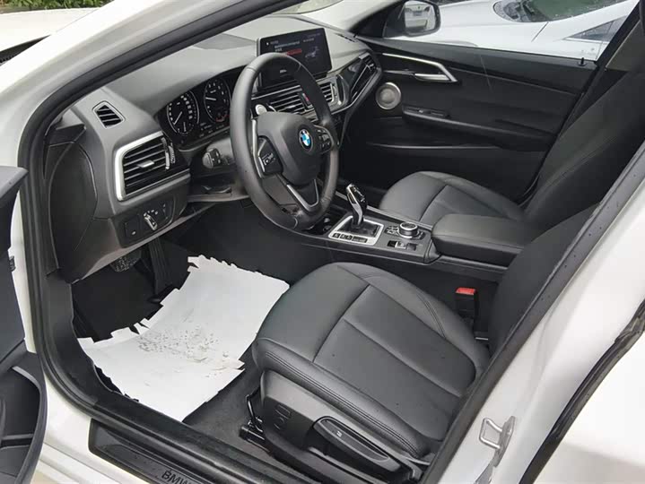 Фото 9 - BMW 1 Series