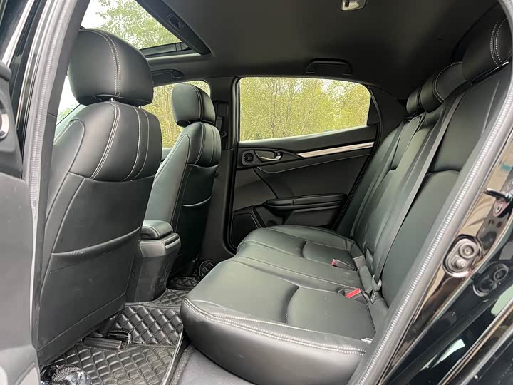 Фото 7 - Honda Civic