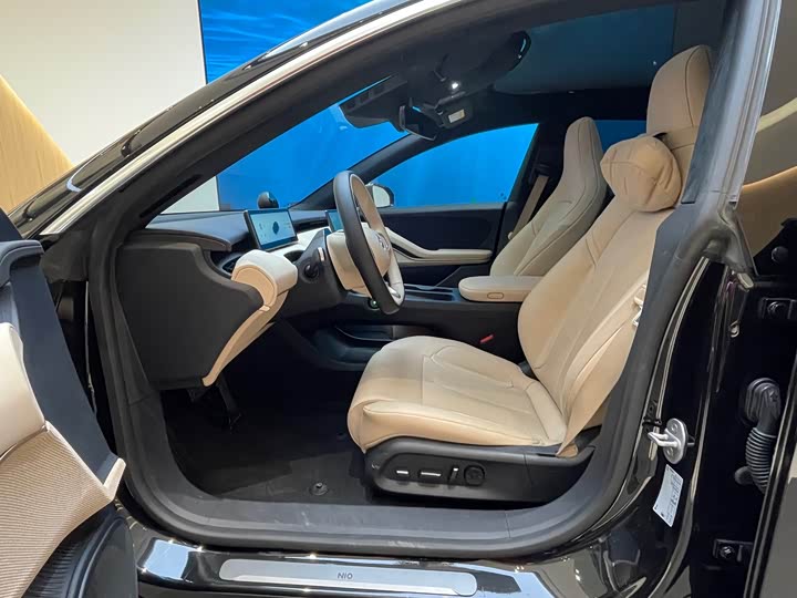 Фото 9 - Nio ET5T