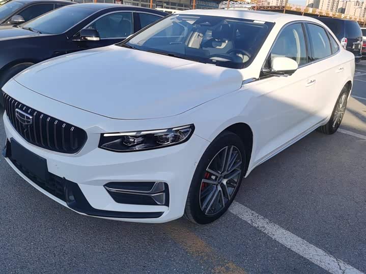 Фото 1 - Geely Preface