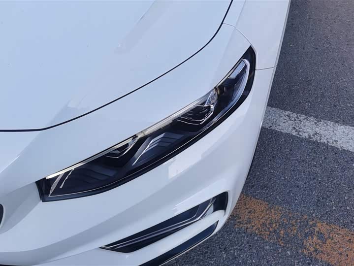 Фото 5 - Geely Preface