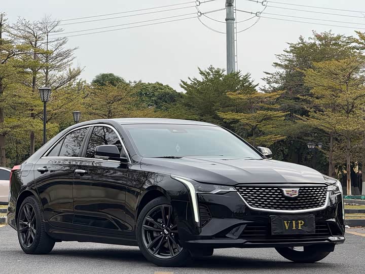 Фото 2 - Cadillac CT4