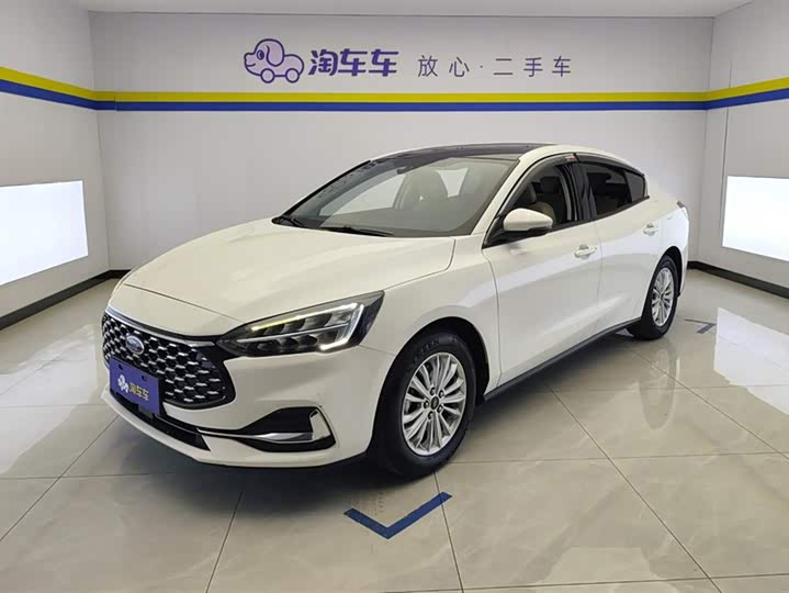 Фото 1 - Ford Focus