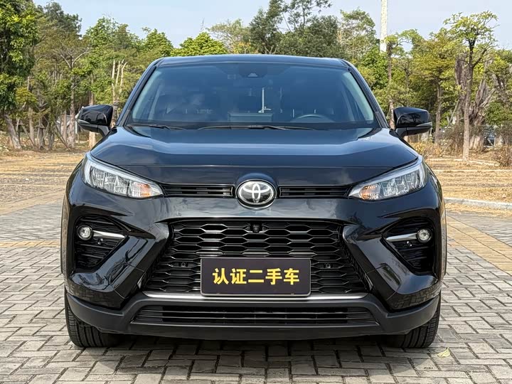 Фото 2 - Toyota Wildlander