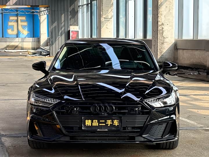 Фото 2 - Audi A7