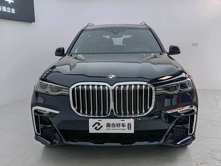 Фото 2 - BMW X7