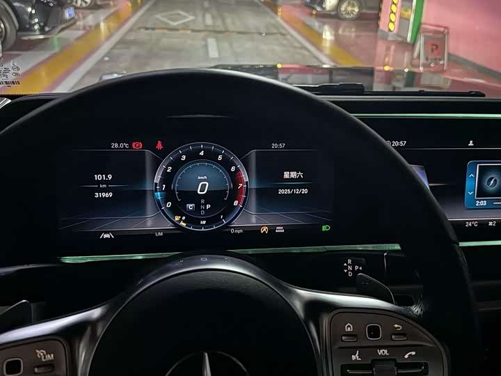 Фото 4 - Mercedes-Benz G-Class